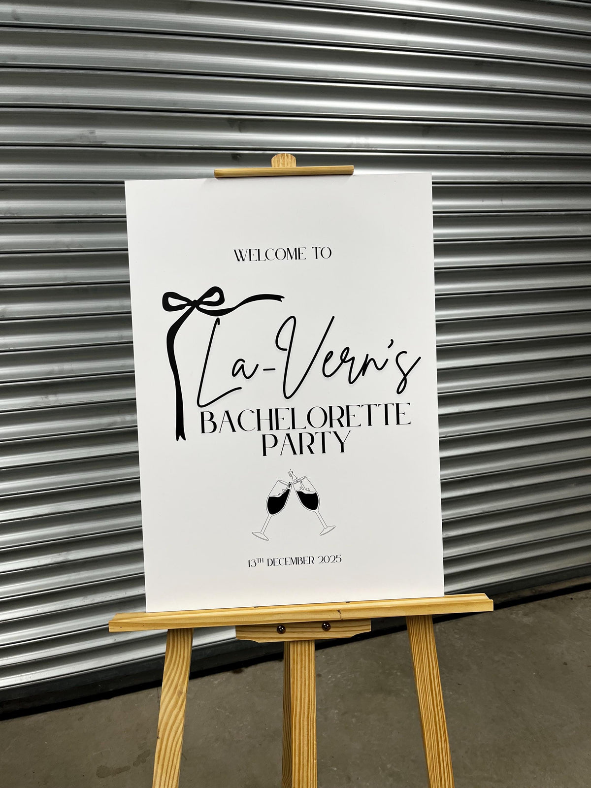 Personalised Hen Party Sign | Custom Hen Do Welcome Board | Modern Minimalist Hen Party Décor | Elegant Bow Design with 3 Colour Options