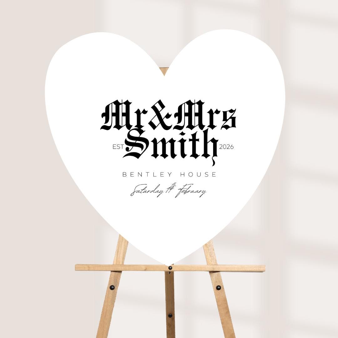 Personalised Wedding Welcome Sign – Modern Gothic Heart Board – Custom Couple Names Sign – Engagement or Wedding Decor
