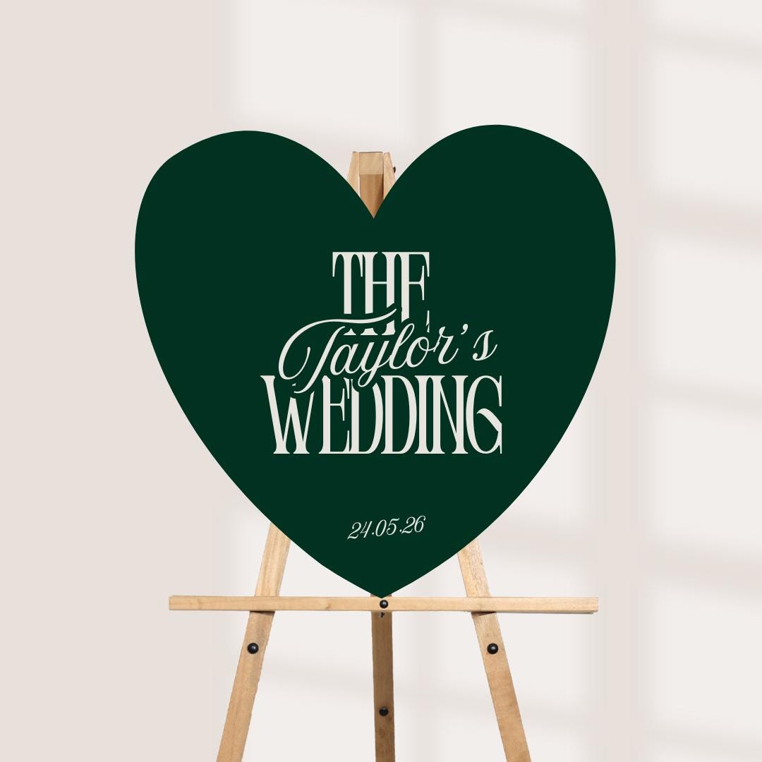 Personalised Wedding Welcome Sign – Deep Forrest Green Heart Board – Custom Surname Wedding Decor