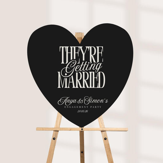 Personalised Wedding Welcome Sign – Black Heart Board – Custom Surname Wedding Decor