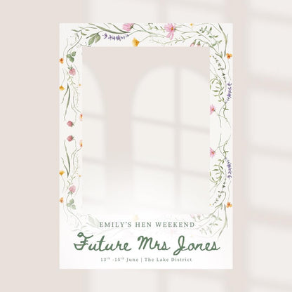 Personalised Future Mrs Hen Party Selfie Frame, Floral Hen Weekend Photo Prop, Bride to Be Selfie Frame, Custom Hen Part