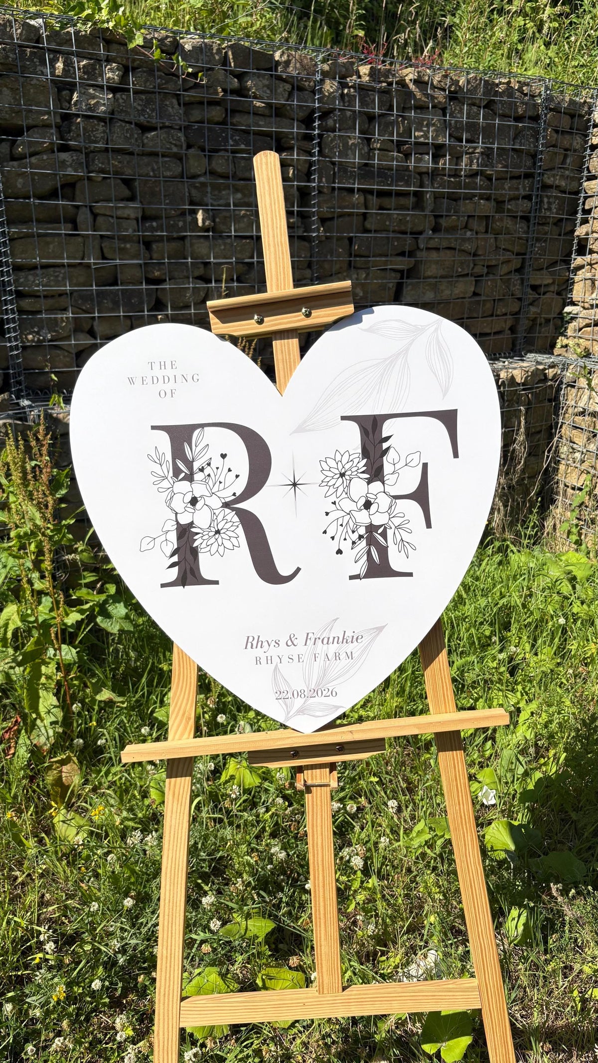 Personalised Wedding Welcome Sign, Heart Shaped Wedding Sign, Custom Wedding Sign, Wedding Party Welcome Board, Foam Board Wedding Sign